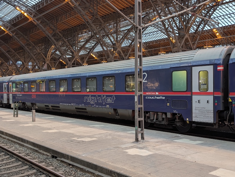 PXL 20250619 032506849