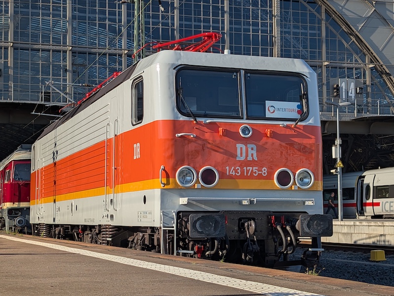 91 80 6143 175-8 D-ITX zum "Tag der Schiene 2025" in Leipzig 91 80 6143 175-8 D-ITX zum "Tag der Schiene 2025" in Leipzig