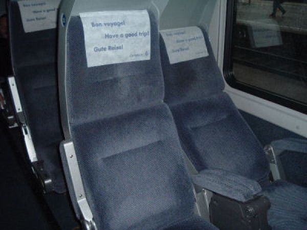 Sitze im Ruhesesselwagen Bpm 875